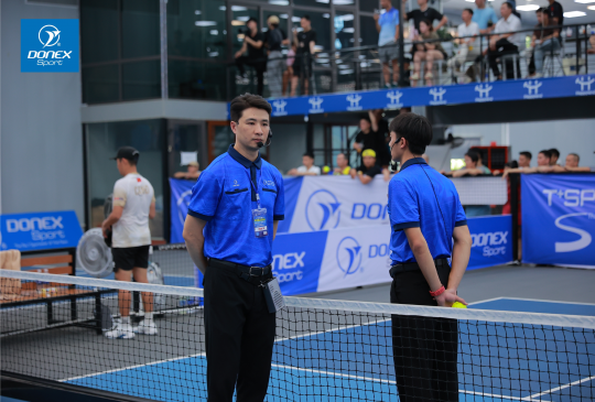 ĐỘI NGŨ TRỌNG TÀI PICKLEBALL NỔI BẬT TRONG MÀU ÁO XANH DONEXSPOR